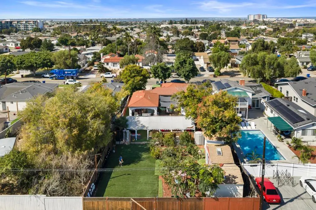 Single Family Residence for rent at 729 Second Avenue, Chula Vista, CA featuring 4 beds and 4 baths