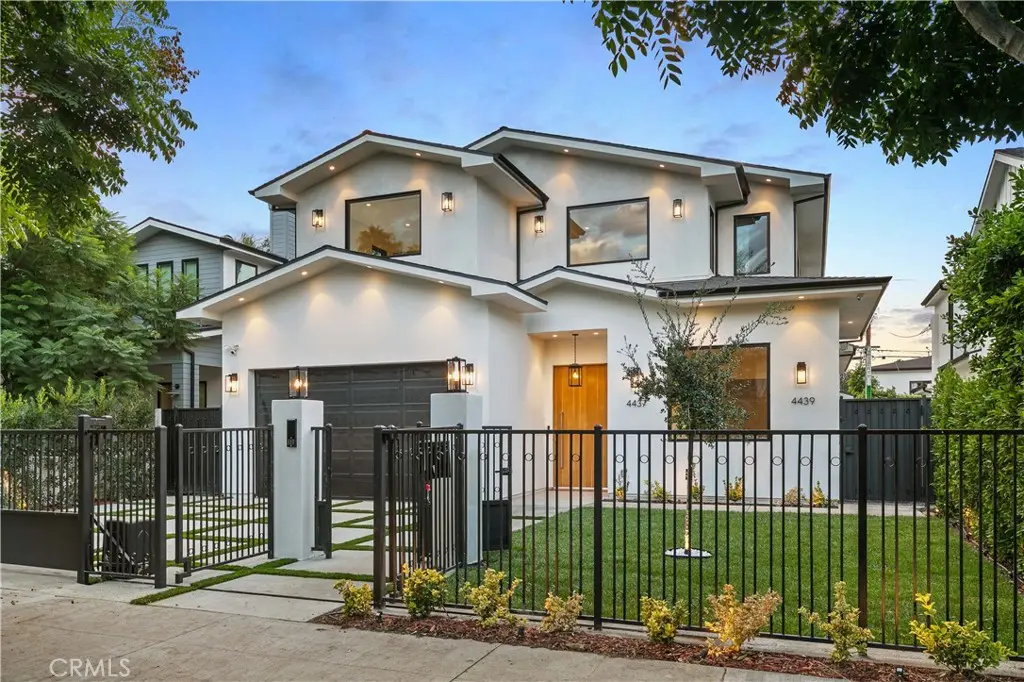 4437 Calhoun Avenue, Sherman Oaks, CA — listing photo 1