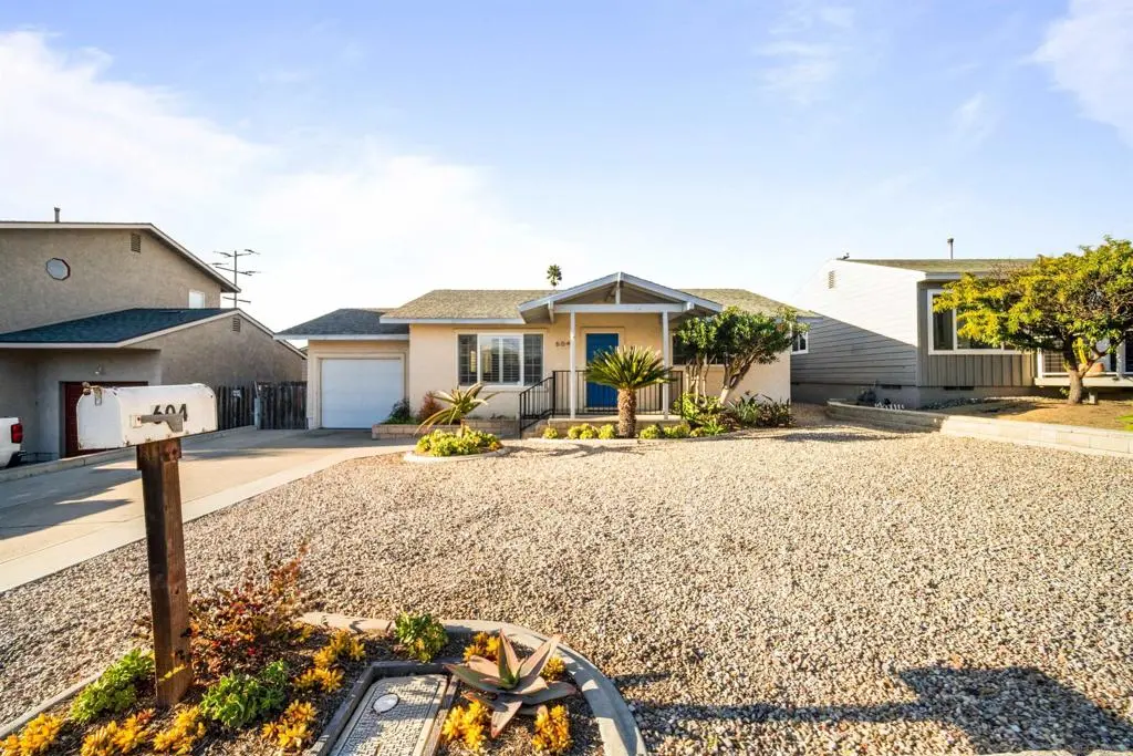 604 Monterey Dr, Oceanside, CA — listing photo 1