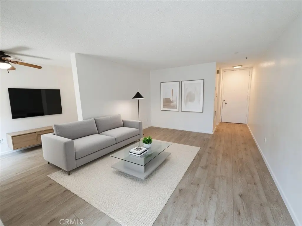 Condominium for rent at 3050 Rue Dorleans 274, San Diego, CA and 1 bath