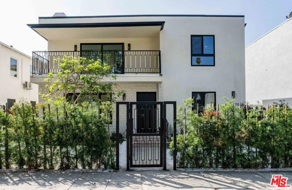 7966 Norton Avenue, West Hollywood, CA — listing photo 1