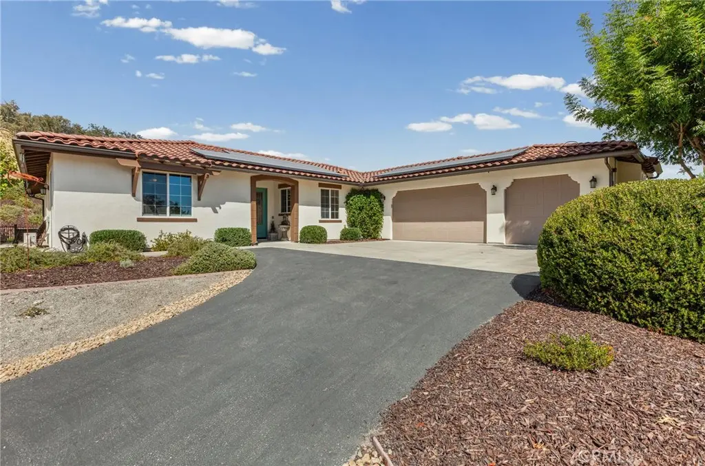 9610 Tarentaise Court, Atascadero, CA — listing photo 1