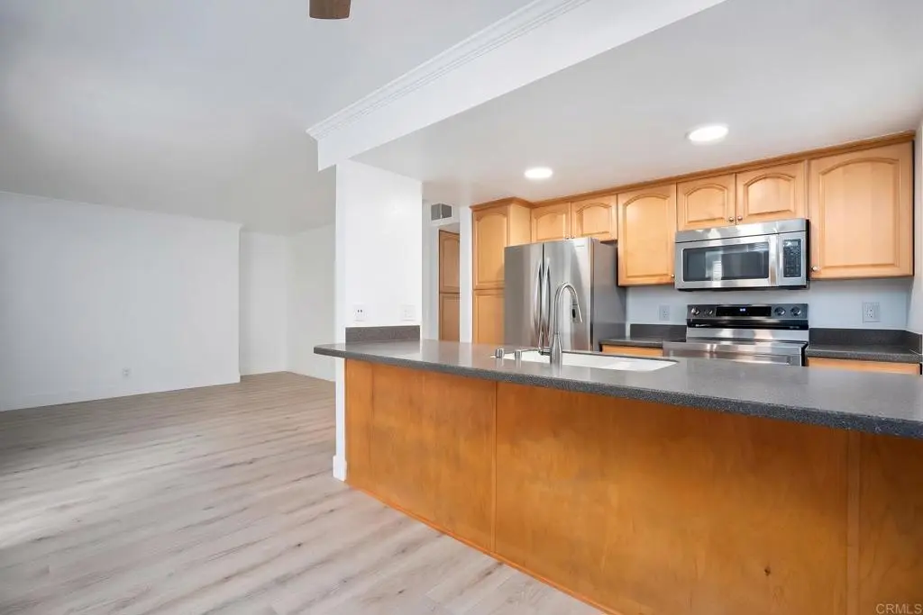 4222 Menlo Avenue 28, San Diego, CA — listing photo 1