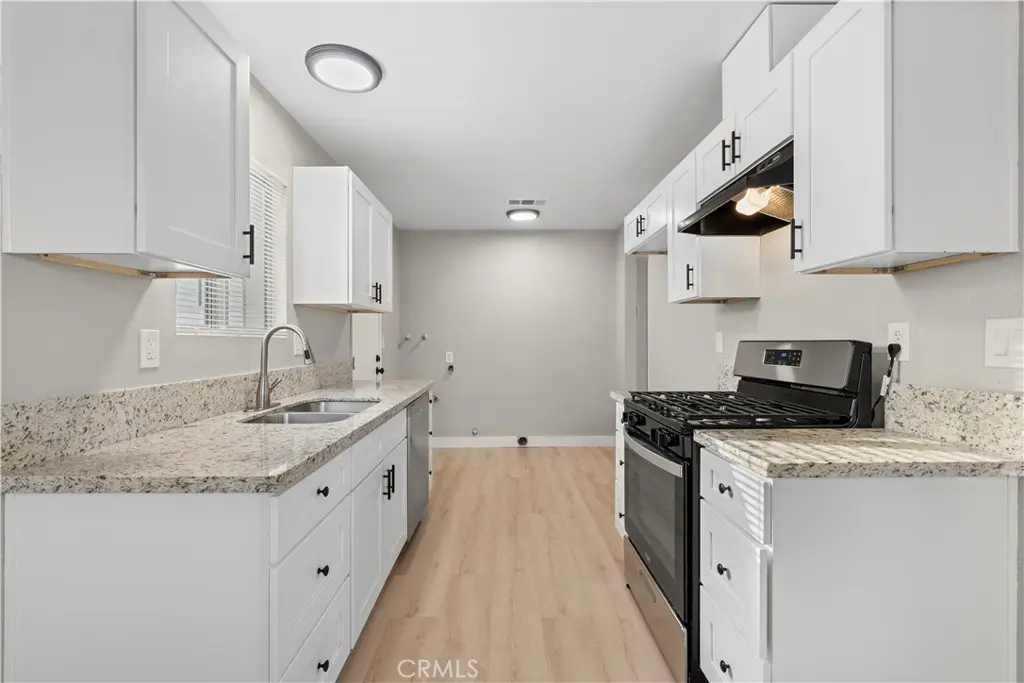 Single Family Residence for sale at 2327 Chanaral Avenue, Hemet, CA featuring 2 beds and 1 bath