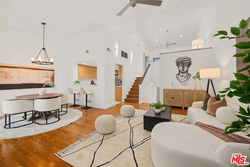 1222 N Kings Road 8, West Hollywood, CA — listing photo 1