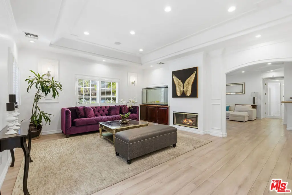4305 Coquette Place, Tarzana, CA — listing photo 1