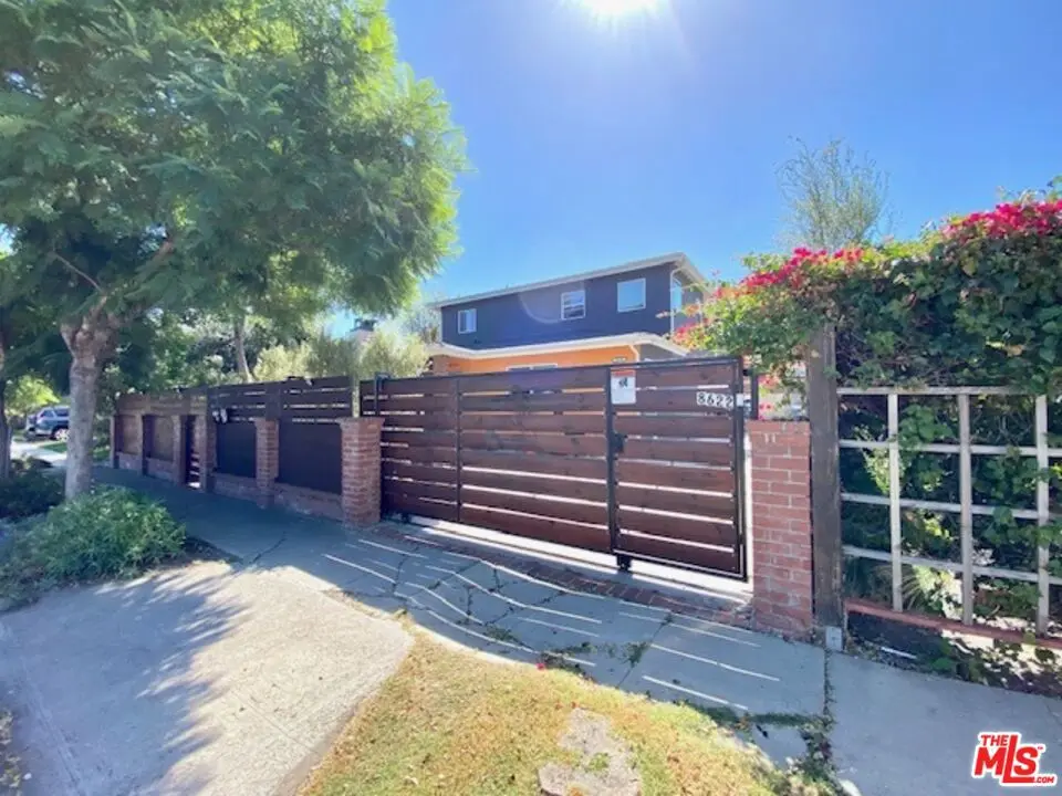 Single Family Residence for rent at 8620 Melvil Street 1, Los Angeles, CA featuring 3 beds and 3 baths