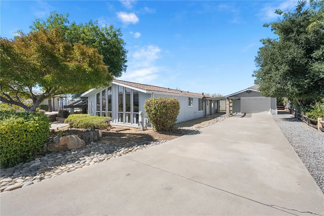 24386 Cornstalk Road, Wildomar, CA — listing photo 1