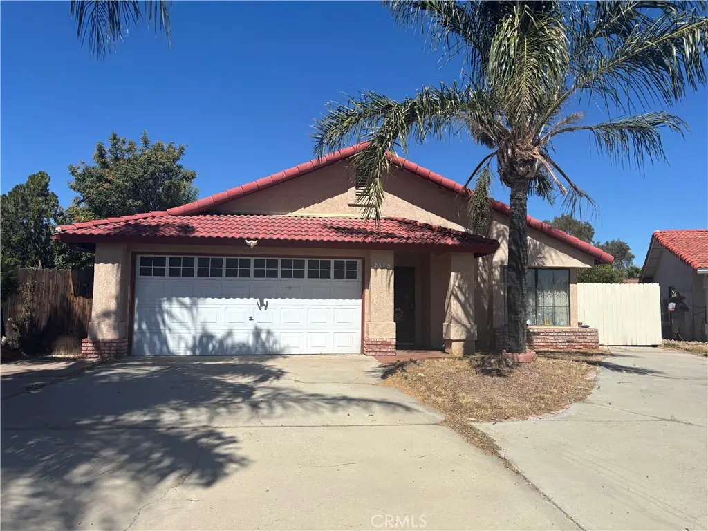 2378 Foxmoor Court, Hemet, CA — listing photo 1
