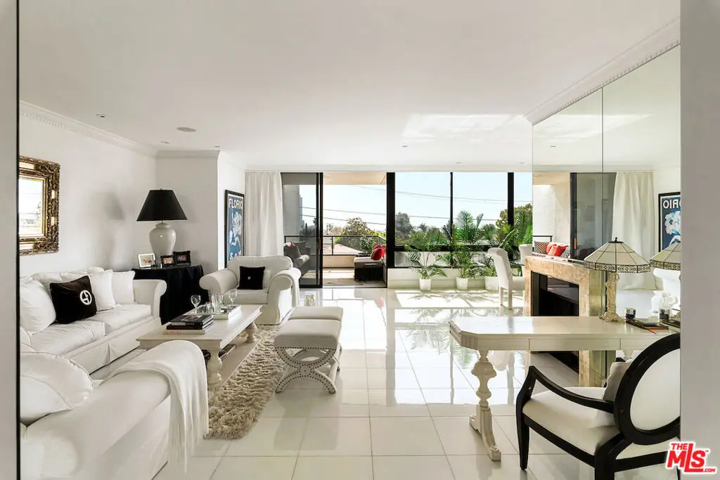 Condominium for sale at 10350 Wilshire Boulevard 404, Los Angeles, CA featuring 2 beds and 3 baths