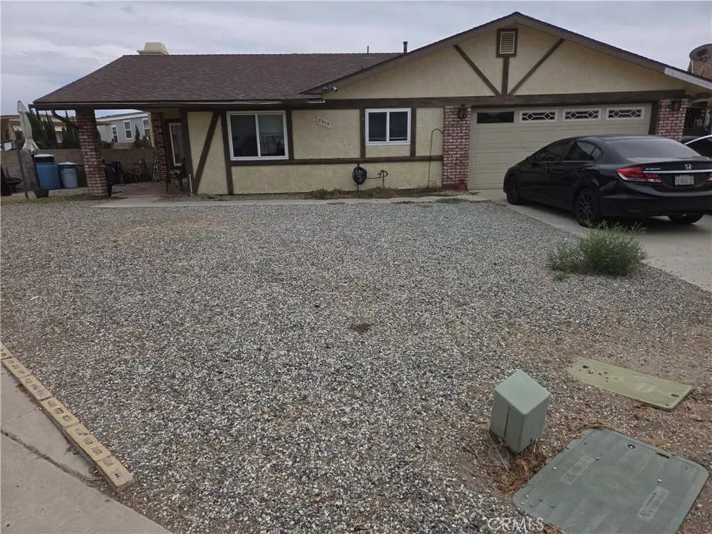 Single Family Residence for sale at 2319 Los Altos, Hemet, CA featuring 2 beds and 2 baths