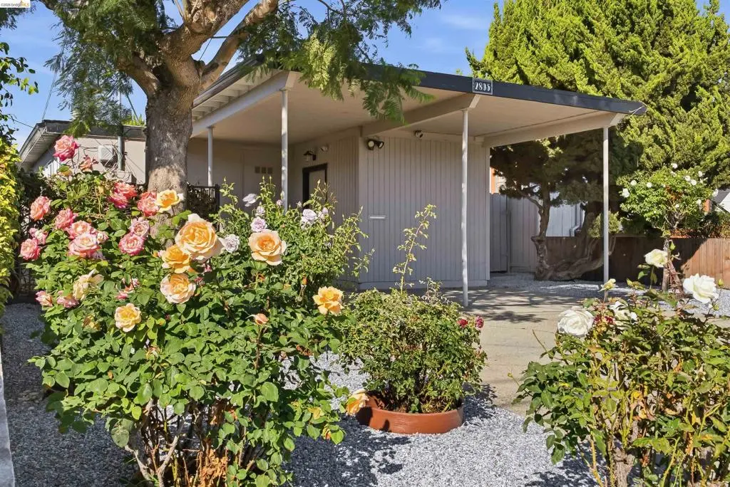 Single Family Residence for sale at 2805 Florida Ave, Richmond, CA featuring 3 beds and 2 baths