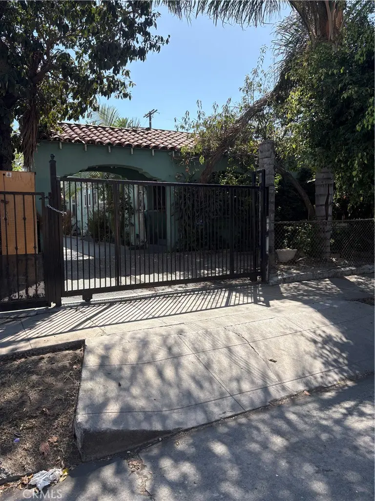 450 E 70th, Los Angeles, CA — listing photo 1