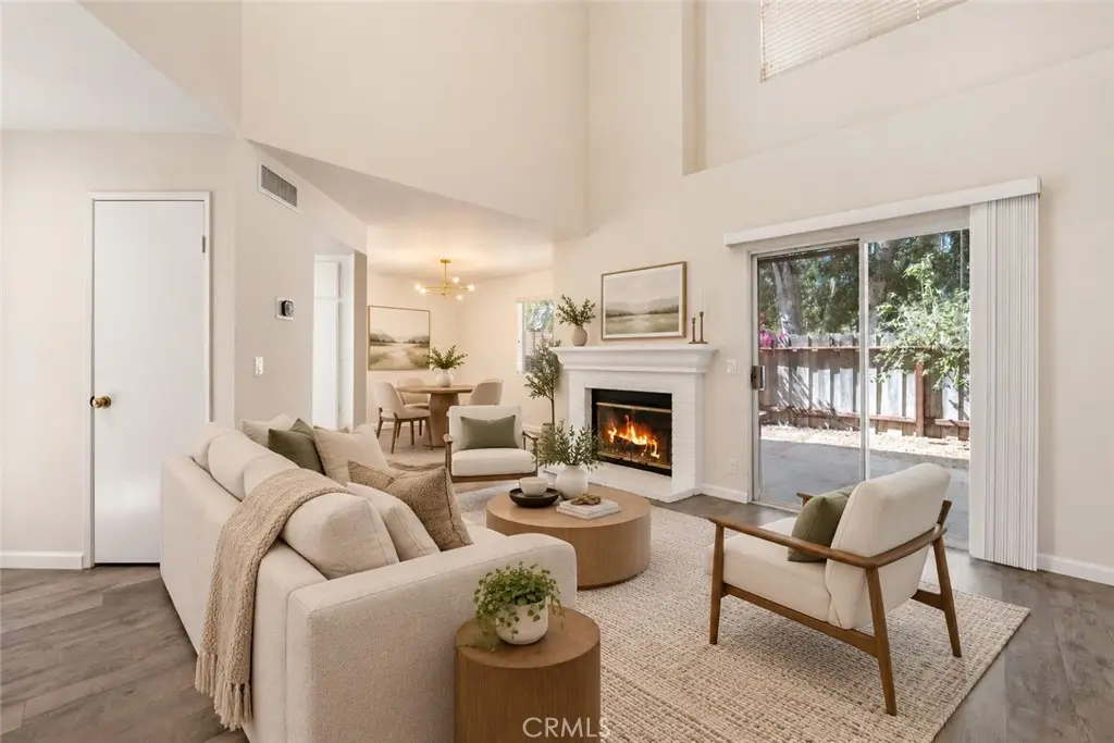 Townhouse for sale at 2762 Erringer 15, Simi Valley, CA featuring 2 beds and 3 baths