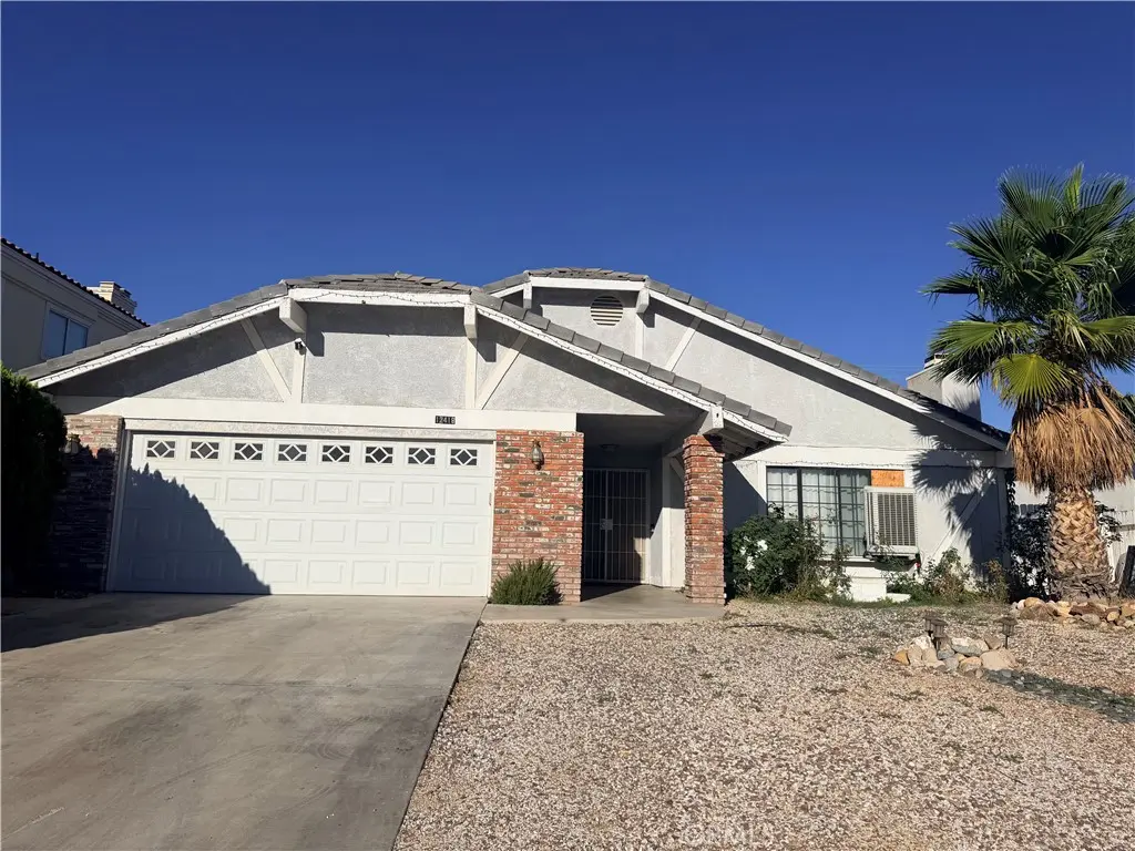 12418 Spring Valley, Victorville, CA — listing photo 1