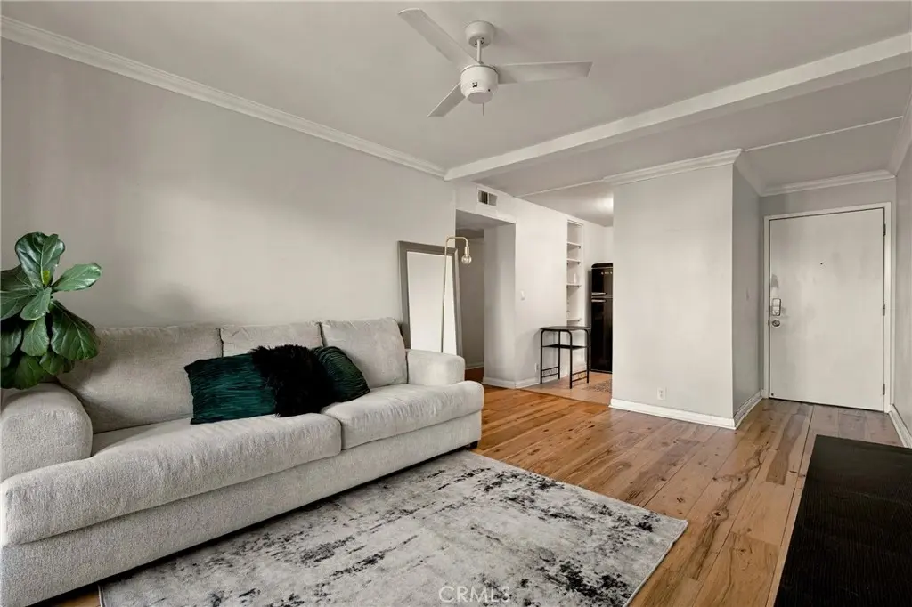 460 Golden Avenue 320, Long Beach, CA — listing photo 1