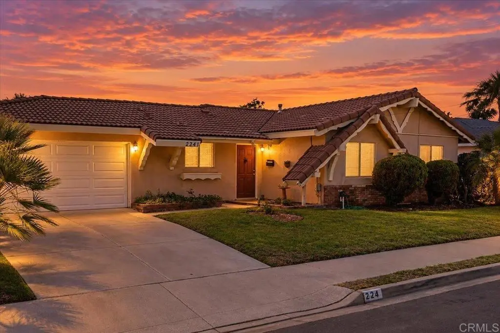 2241 Edgewood Place, Oceanside, CA — listing photo 1
