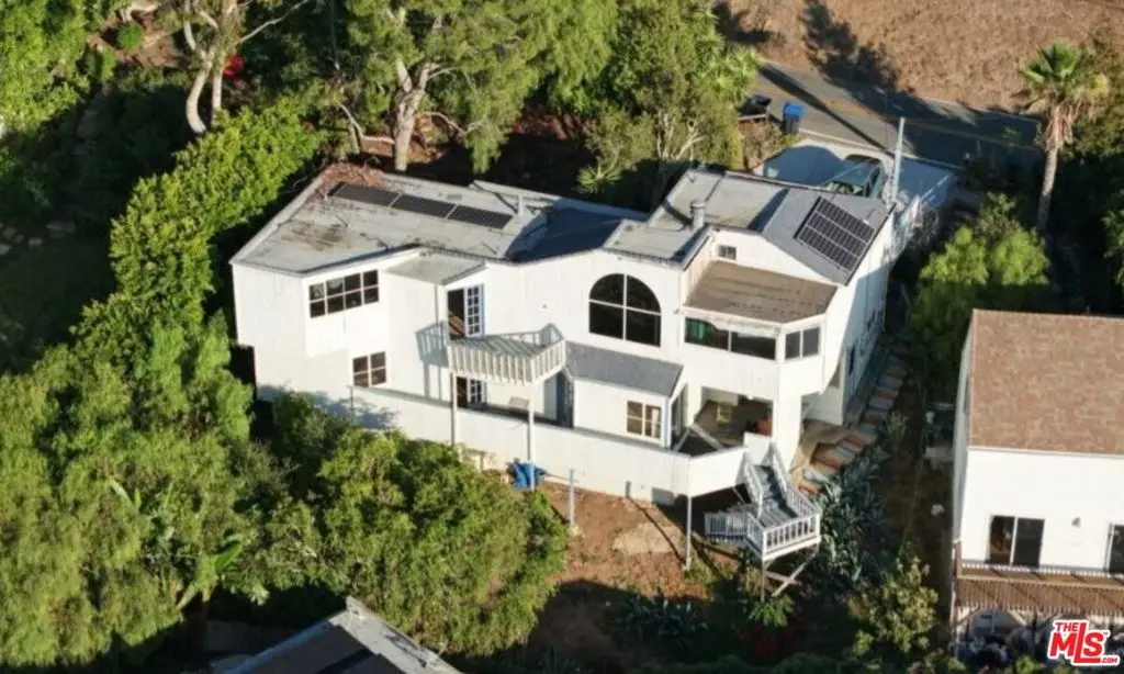 2947 Corral Canyon Road, Malibu, CA — listing photo 1