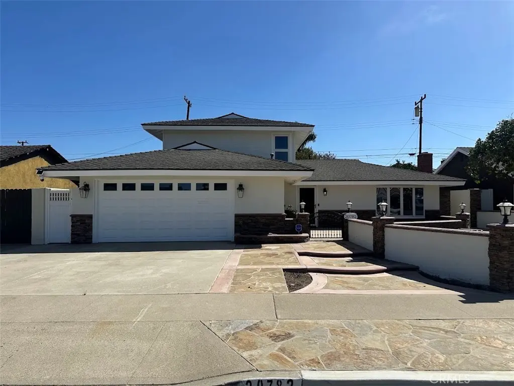 20782 Catamaran, Huntington Beach, CA — listing photo 1