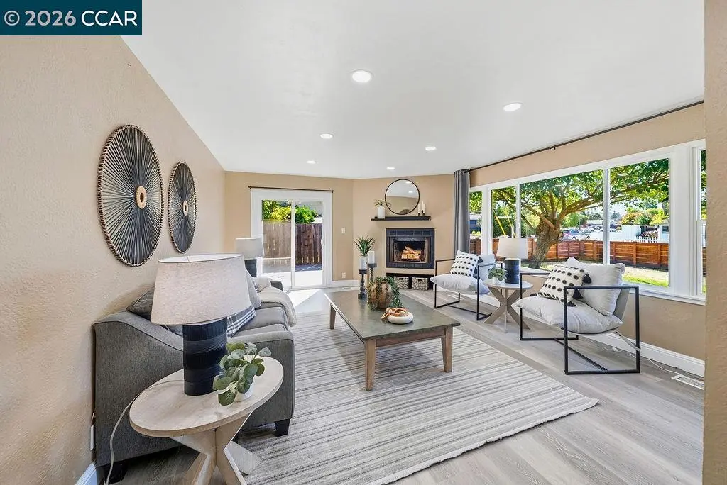 3825 Joan Ave, Concord, CA — listing photo 1