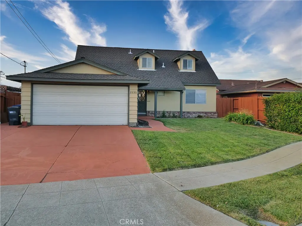 Single Family Residence for sale at 2535 Capitola Court, Hayward, CA featuring 4 beds and 2 baths