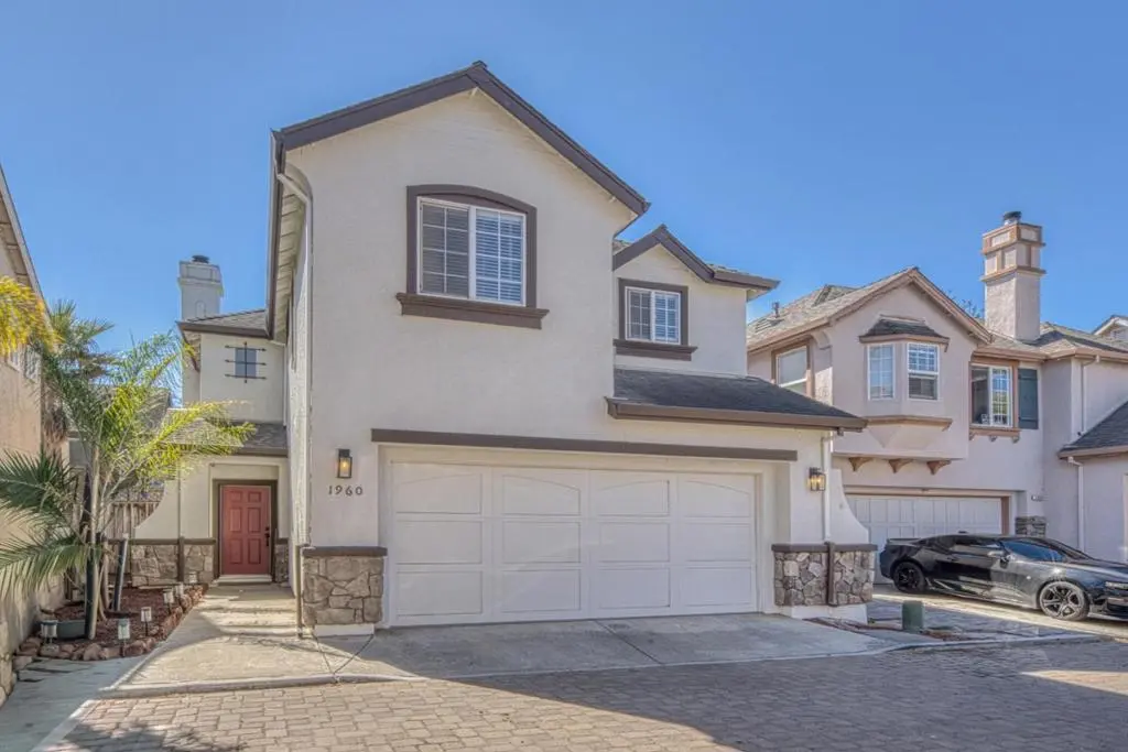 1960 Bradbury Street, Salinas, CA — listing photo 1