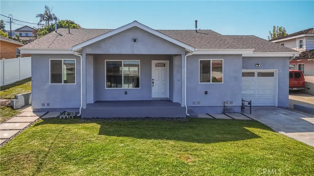 4562 W 129th W, Hawthorne, CA — listing photo 1