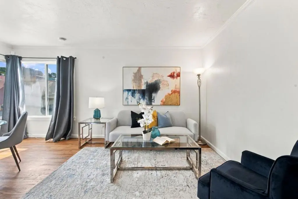 400 Munich Street, San Francisco, CA — listing photo 1