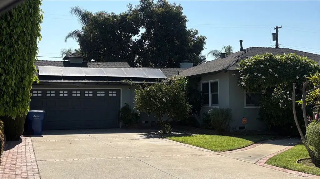 10244 Woodruff, Downey, CA — listing photo 1