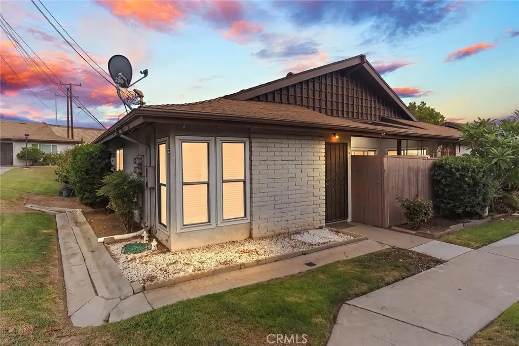1800 E Heim, Orange, CA — listing photo 1