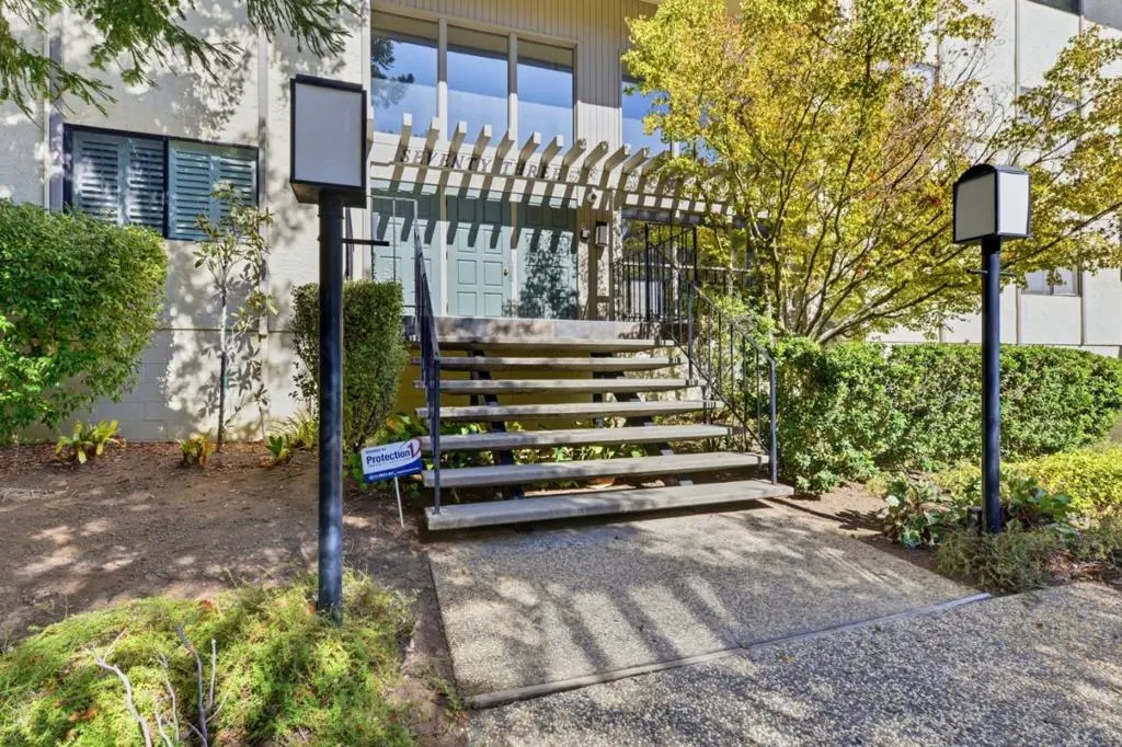 73 3rd Street 15B, Los Altos, CA — listing photo 1