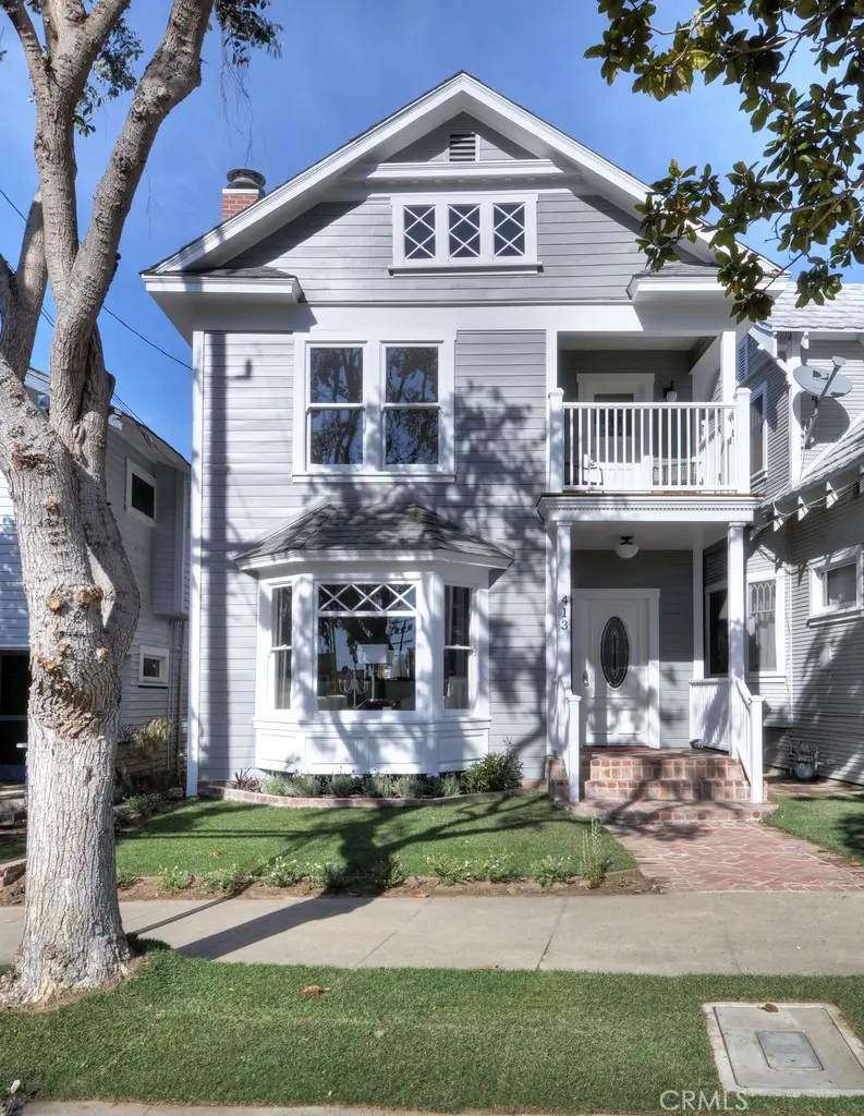 413 Emerald Street, Redondo Beach, CA — listing photo 1