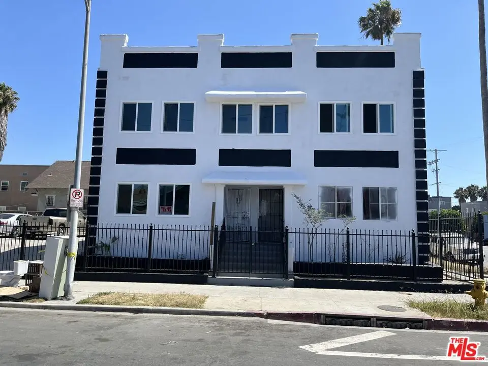 456 W 52nd Street, Los Angeles, CA — listing photo 1