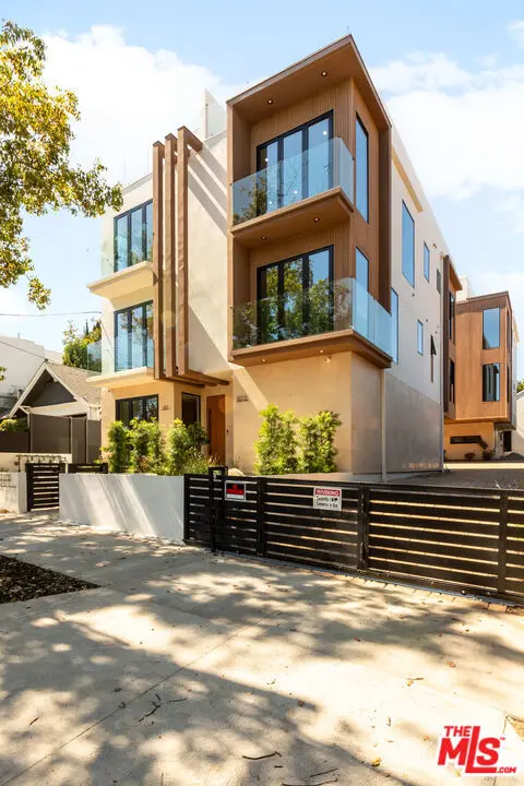 837 1/2 Waterloo Street, Los Angeles, CA — listing photo 1