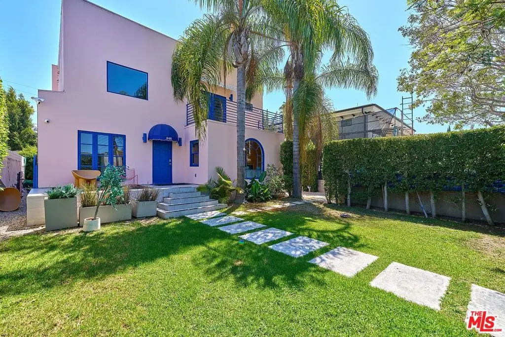 Single Family Residence for rent at 848 N Las Palmas Avenue, Los Angeles, CA featuring 5 beds and 6 baths