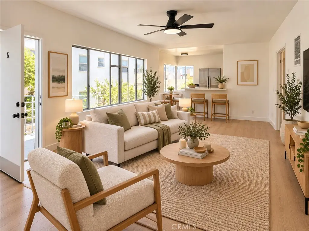 1015 19th Street, Santa Monica, CA — listing photo 1
