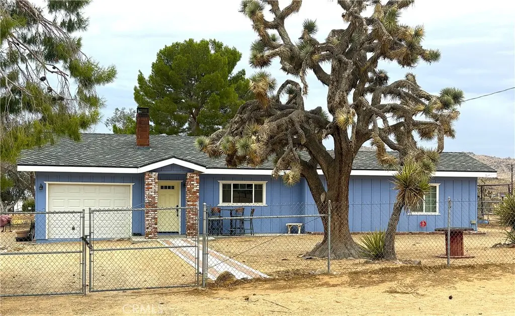 16524 Oldenburg Road, Apple Valley, CA — listing photo 1