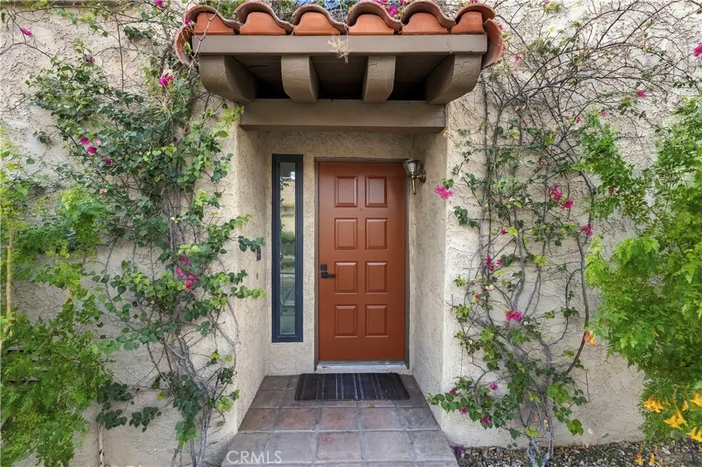 182 E Paseo Florido, Palm Springs, CA — listing photo 1