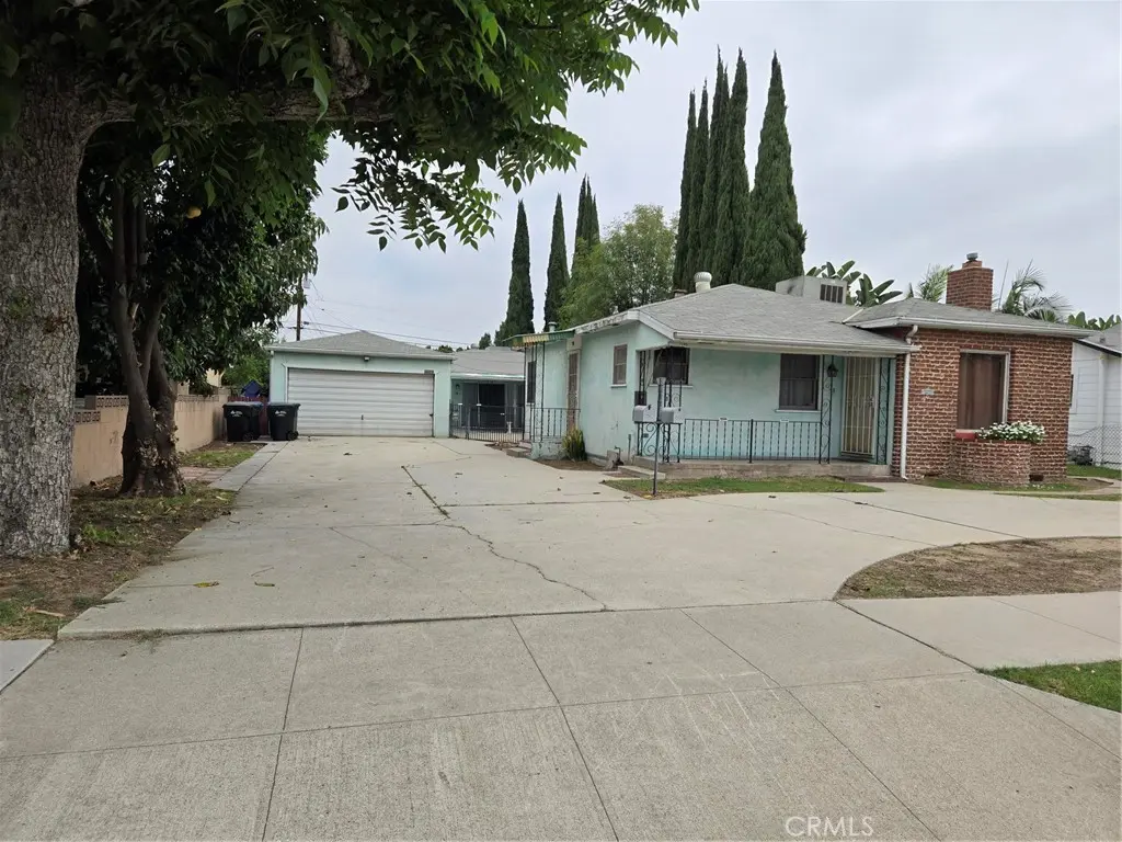 7245 Luxor, Downey, CA — listing photo 1