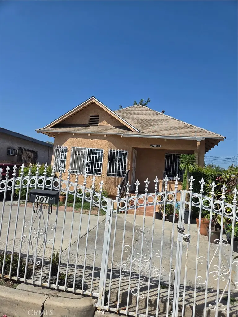 907 E 50th, Los Angeles, CA — listing photo 1