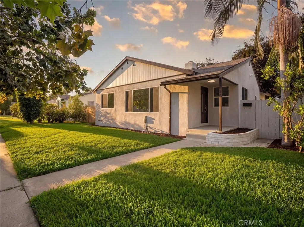 2422 N Forest, Santa Ana, CA — listing photo 1