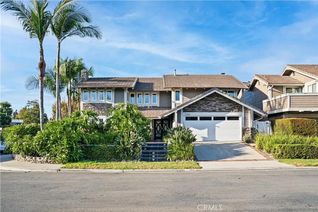 1124 Dennis Drive, Costa Mesa, CA — listing photo 1