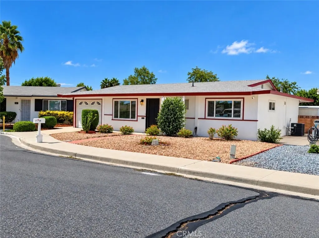Single Family Residence for sale at 811 Majela, Hemet, CA featuring 2 beds and 2 baths