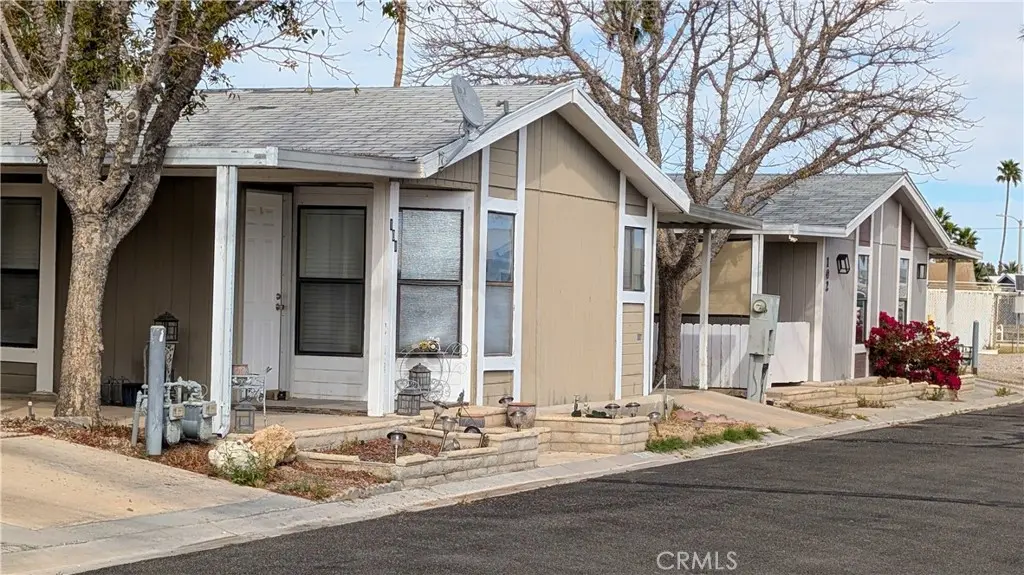 Manufactured In Park for sale at 3589 Wells 101, Blythe, CA featuring 2 beds and 2 baths