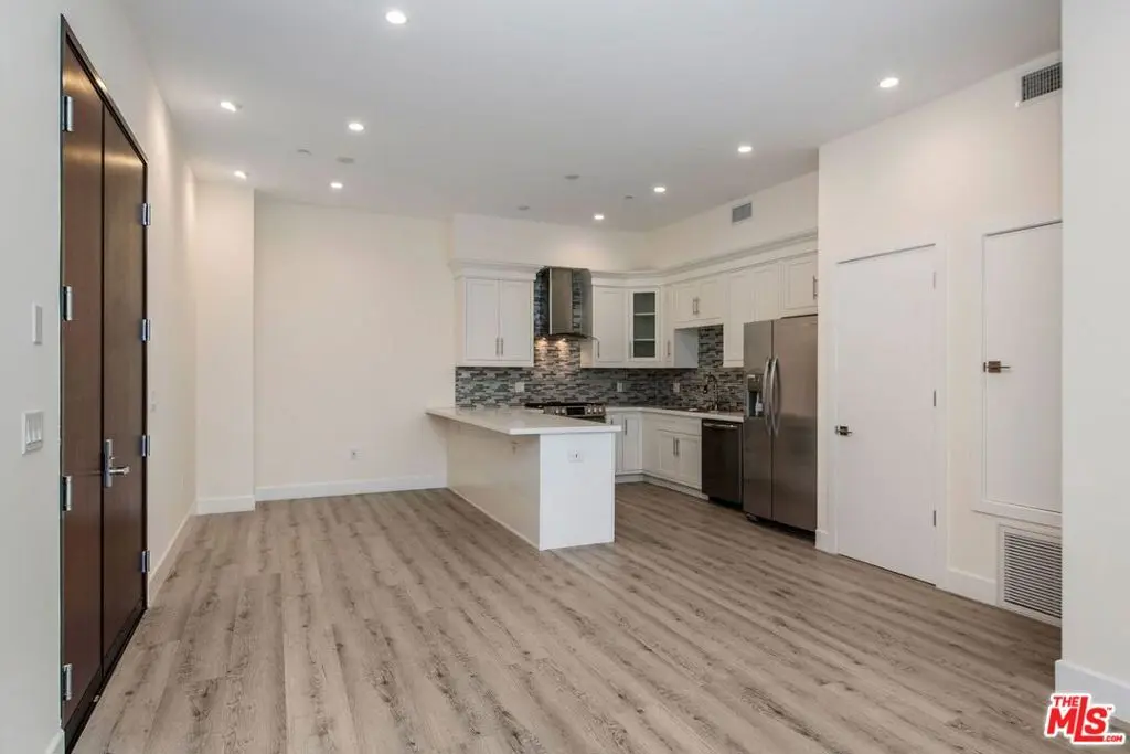 Apartment for rent at 1237 S Holt Avenue 305, Los Angeles, CA featuring 3 beds and 3 baths