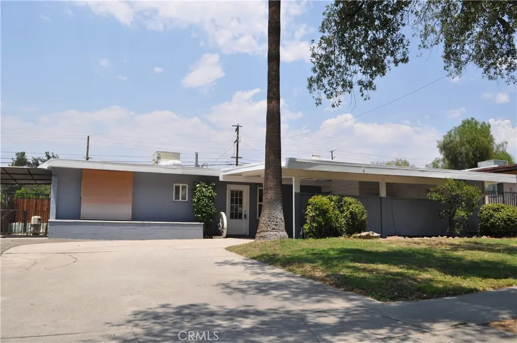 1321 Campus Avenue, Redlands, CA — listing photo 1