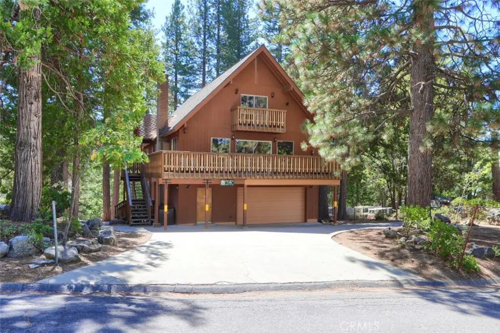 7296 Yosemite Park, Wawona, CA — listing photo 1