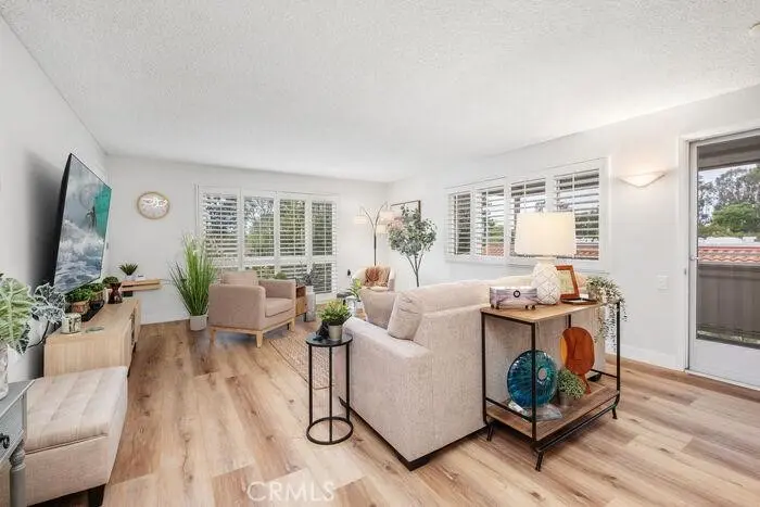 784 S Via Los Altos N, Laguna Woods, CA — listing photo 1