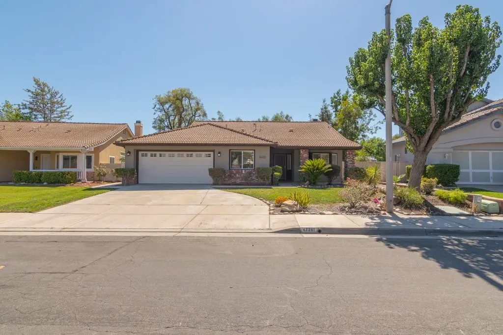 42281 Camino Romo, Temecula, CA — listing photo 1