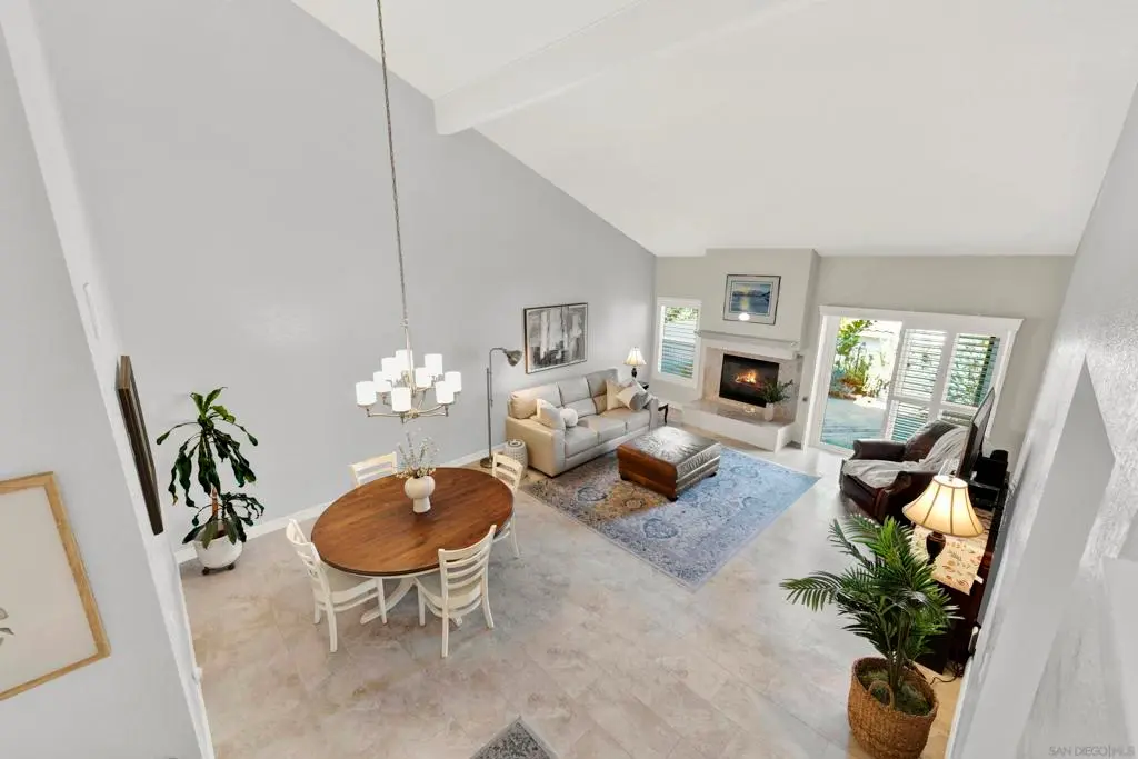 15636 Via Calanova, San Diego, CA — listing photo 1